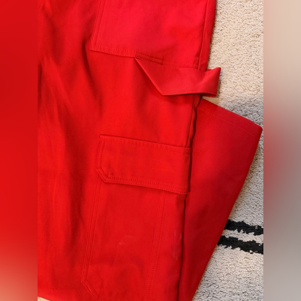 Red Cargo pants - Picture 2 of 6